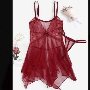 Plus size lingerie set